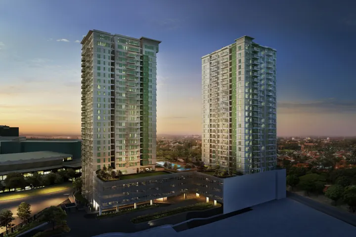 Patio Suites Abreeza, Abreeza district, Davao City: twin towers at dusk